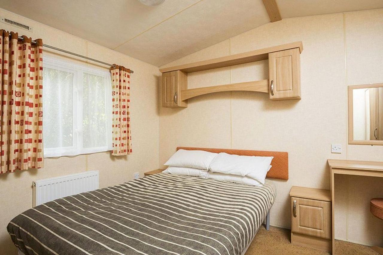 Whitecliff Bay Holiday Park Bembridge Exteriör bild