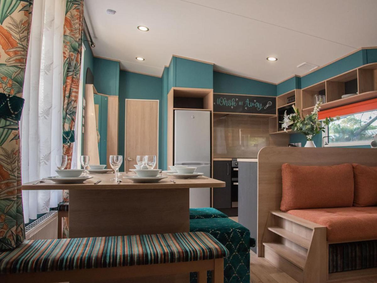 Whitecliff Bay Holiday Park Bembridge Exteriör bild