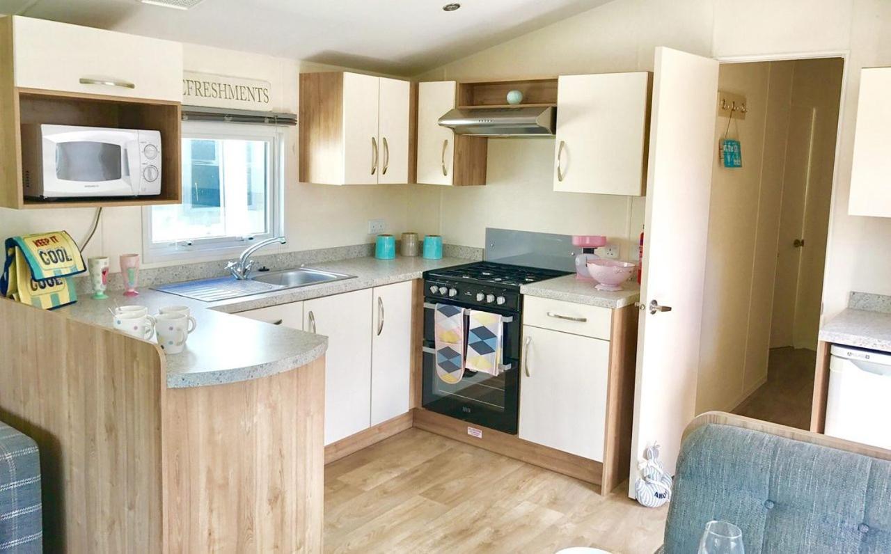 Whitecliff Bay Holiday Park Bembridge Exteriör bild